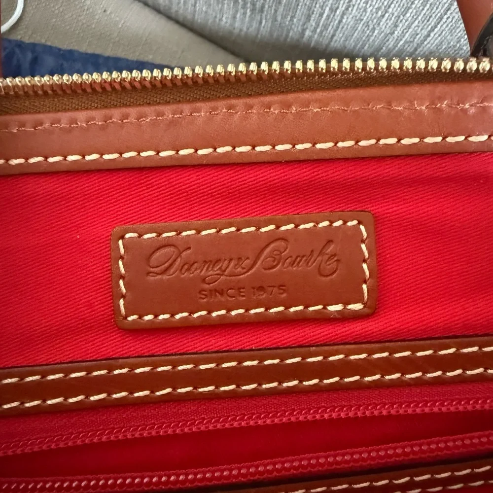 Dooney & Bourke Pebble Grain Zip Zip Satchel - Picture 4 of 8